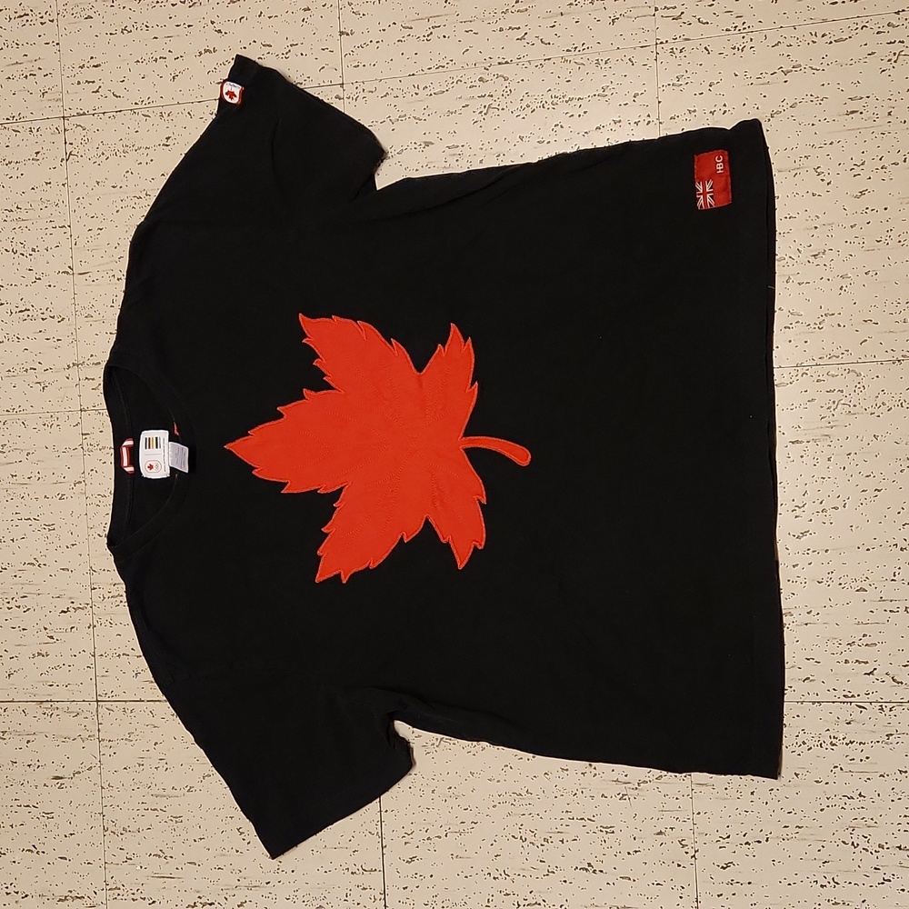 Hudsons Bay Company Team Canada Olympics Maple Leaf T Shirt 2005 Vintage Y2K